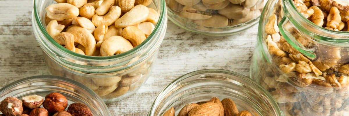 Как правильно хранить орехи в домашних условиях: советы и рекомендации